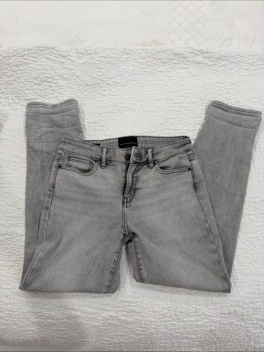 White House Black Market Women's Light Gray Skinny Jeans